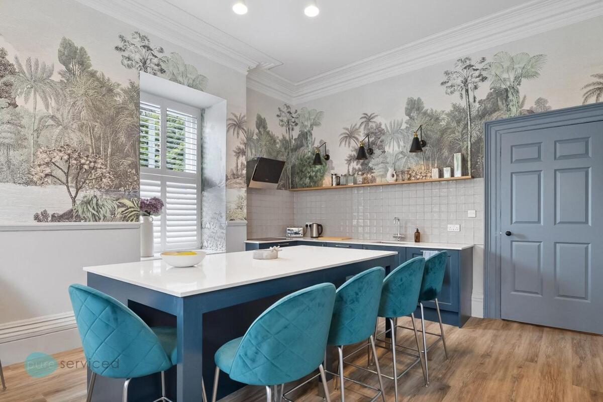 Huge Spacious 8 Bed Luxury