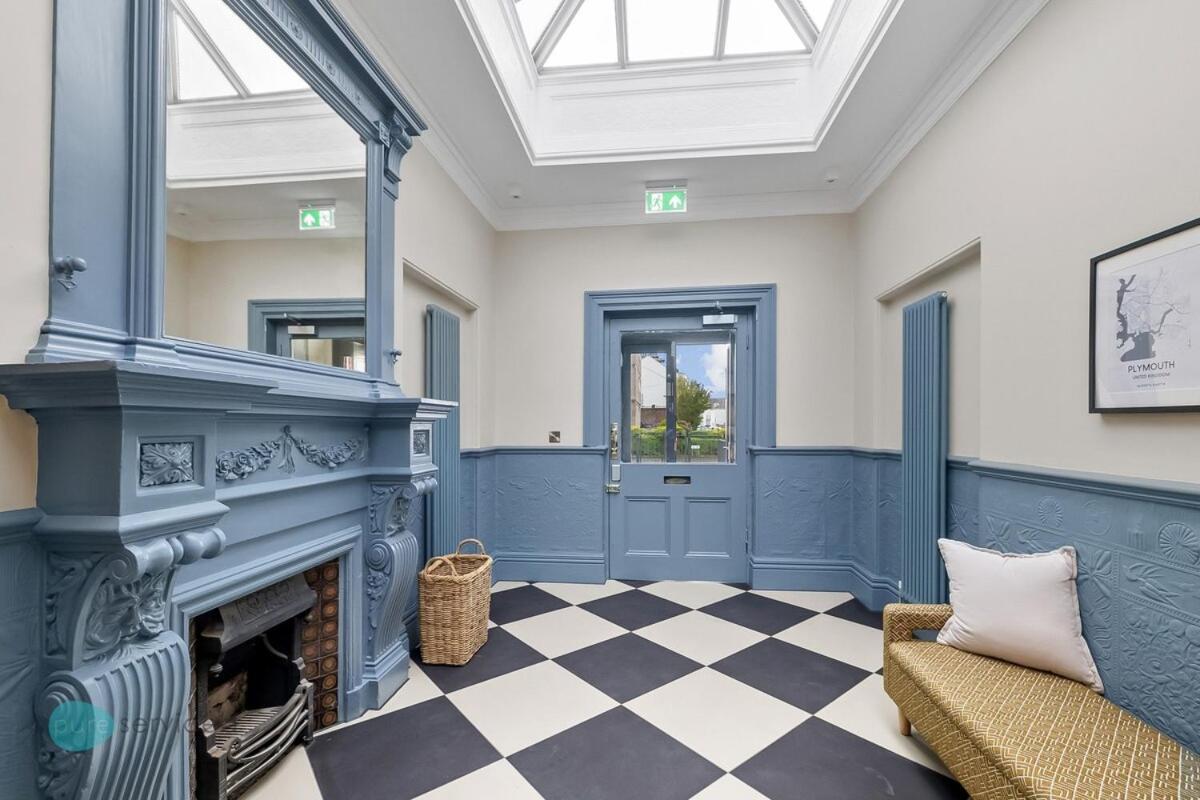 Huge Spacious 8 Bed Luxury Holiday home